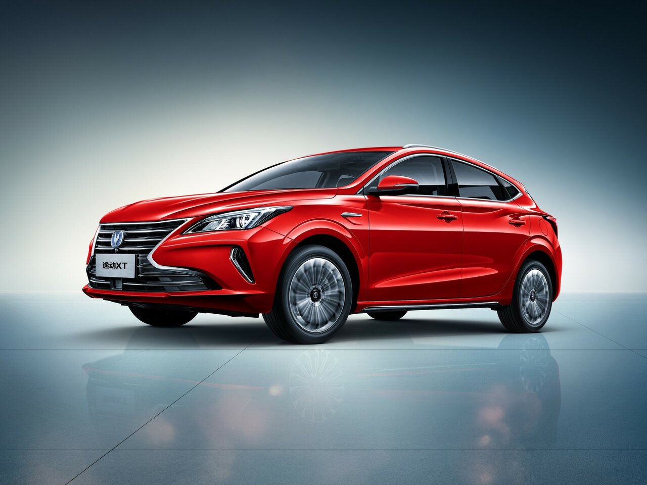 Changan Eado II 2018  хэтчбек 5 дв. xt бензин передний 1.4