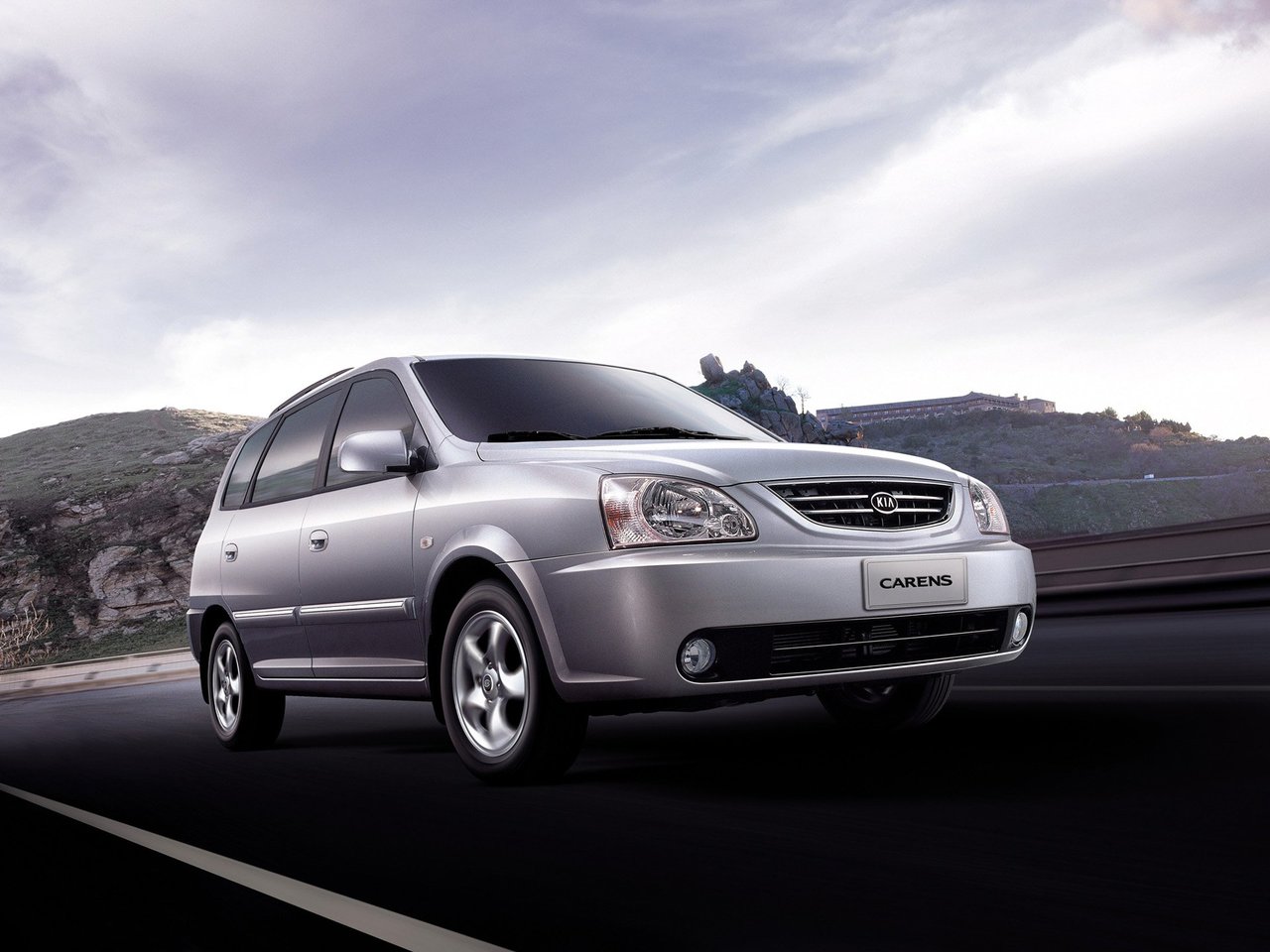 Kia Carens I (RS) Рестайлинг 2002 2006 компактвэн дизель передний 2