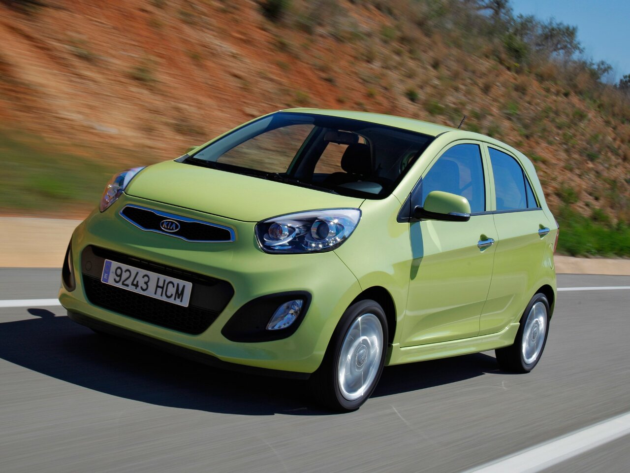Kia Morning II 2011 2017 хэтчбек 5 дв. СУГ передний 1